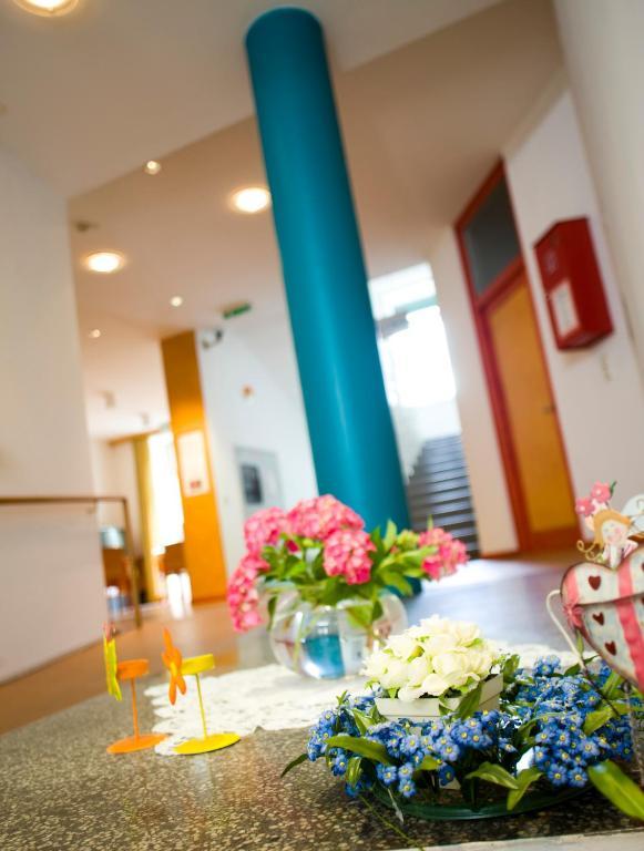 Haus Mobene - Hotel Garni Graz Exterior photo
