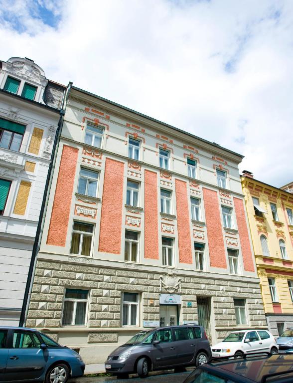 Haus Mobene - Hotel Garni Graz Exterior photo