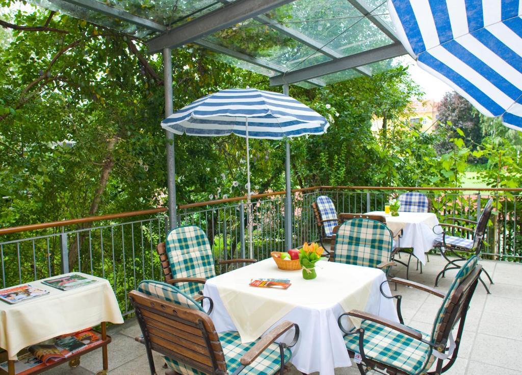 Haus Mobene - Hotel Garni Graz Exterior photo